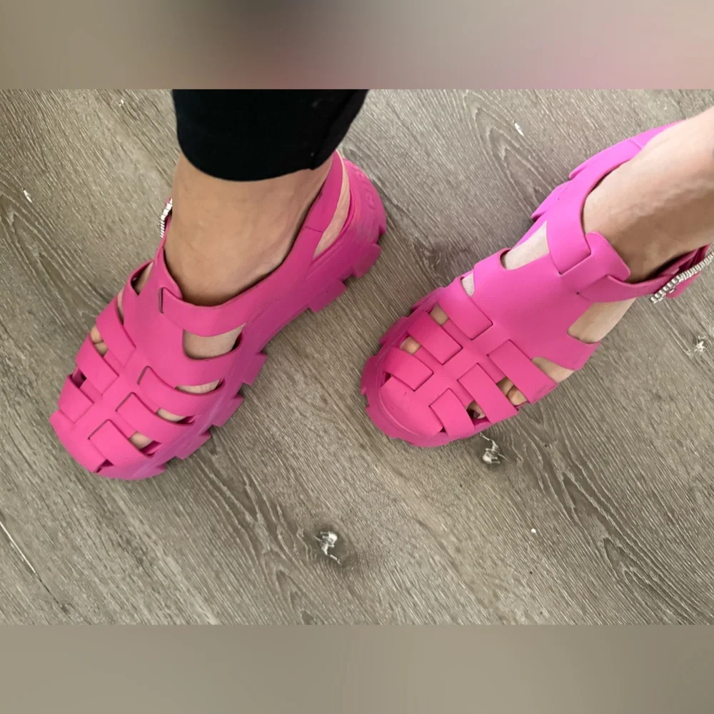 Alyson Lug Sole Fisherman Sandals
